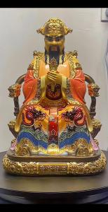 属龙佩戴什么财神爷 属龙男终身佩戴吉祥物是什么意思?