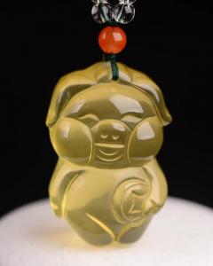 属猪招财佩戴什么首饰旺财 属猪旺财头像是什么意思?